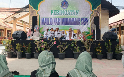 Peringatan Maulid Nabi Muhammad 1447 H di SMPN 1 Tarub oleh KH. Sukartono,S.PdI